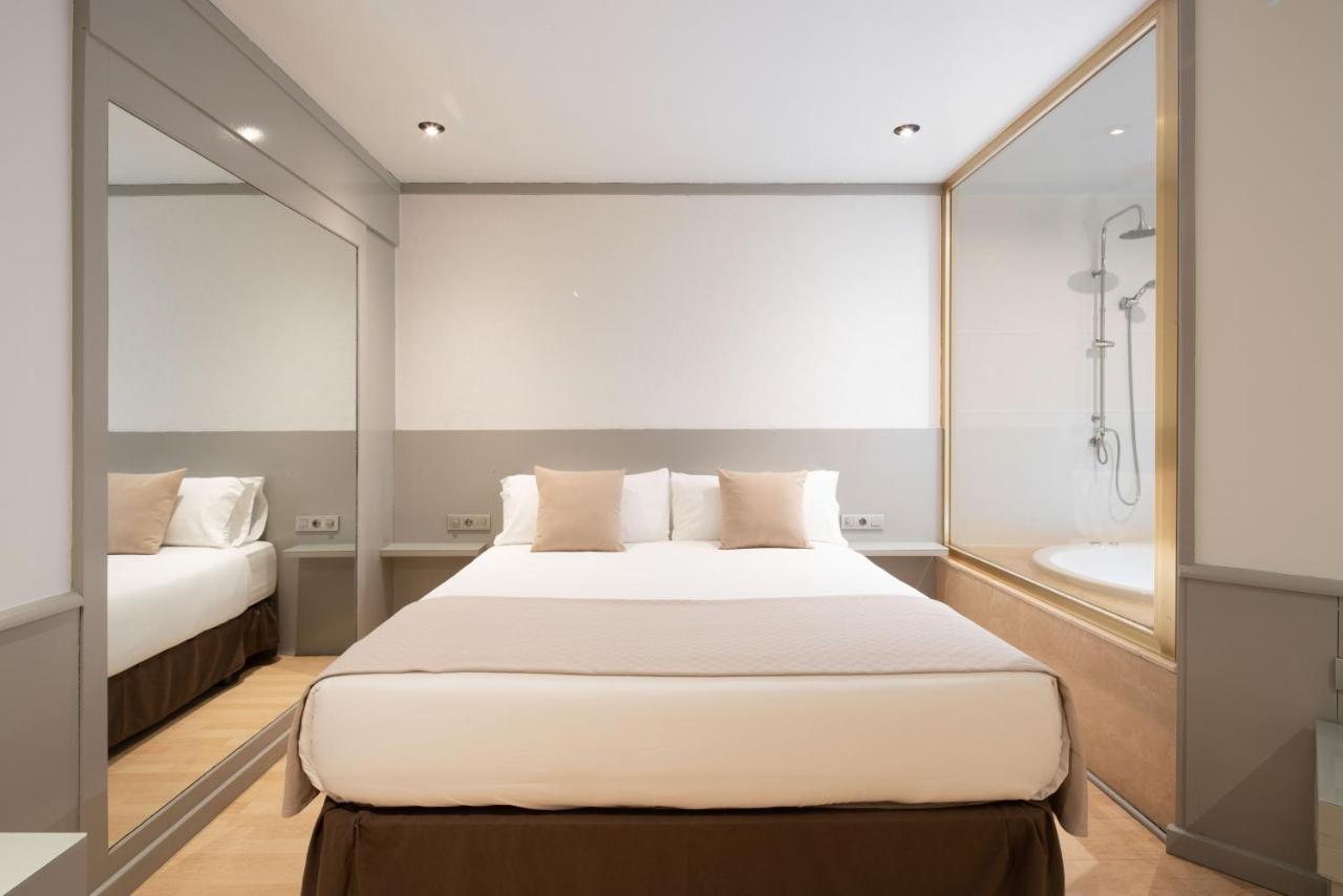 Hotel Punt 14 Gavà Dış mekan fotoğraf