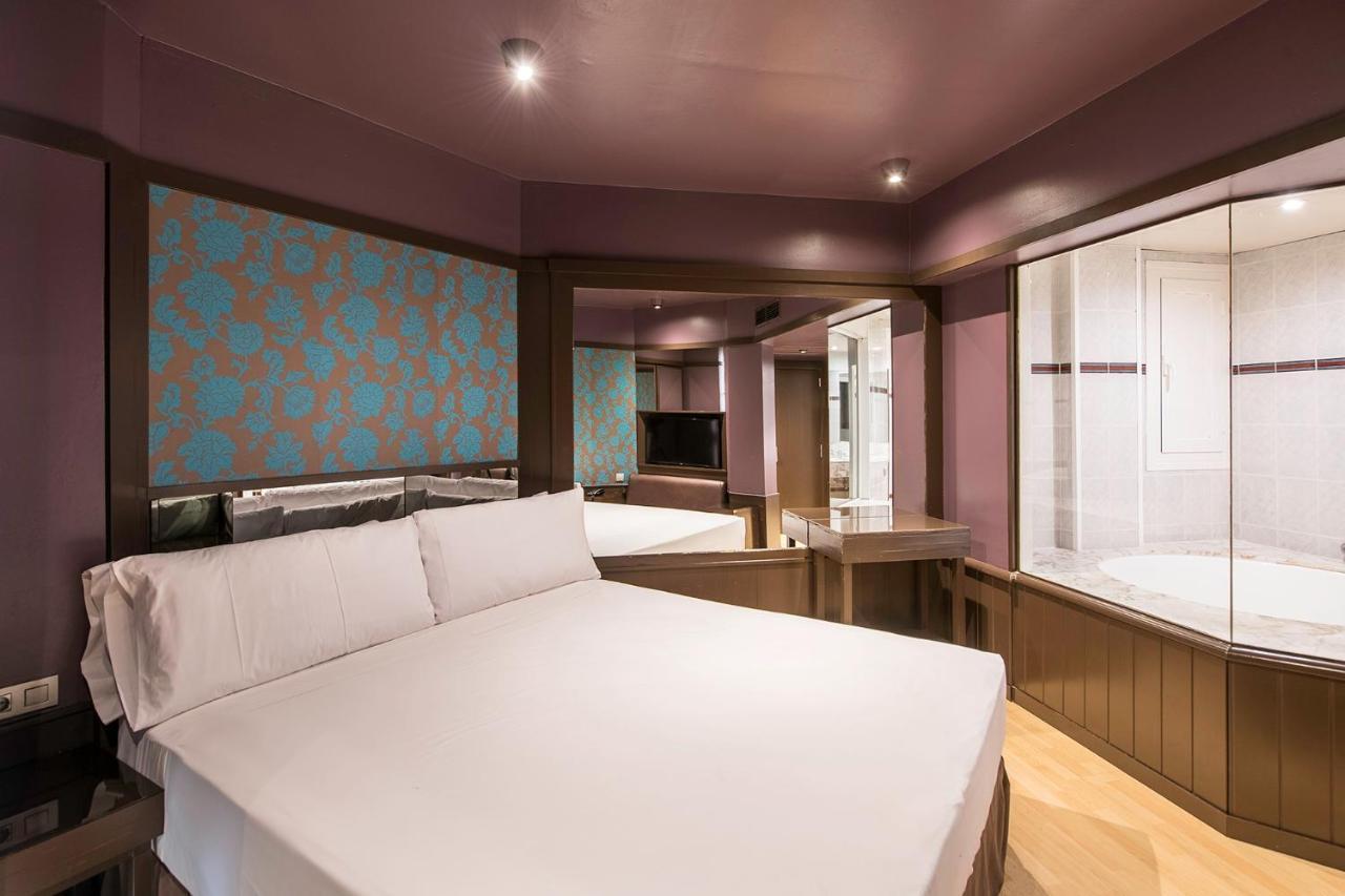 Hotel Punt 14 Gavà Dış mekan fotoğraf